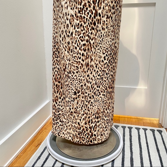 BANANA REPUBLIC Utility Maxi Shirtdress in Leopard Print - Picture 6 of 12